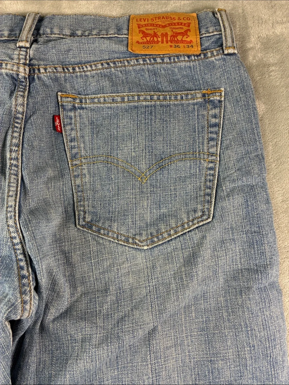 Levis classic straight
